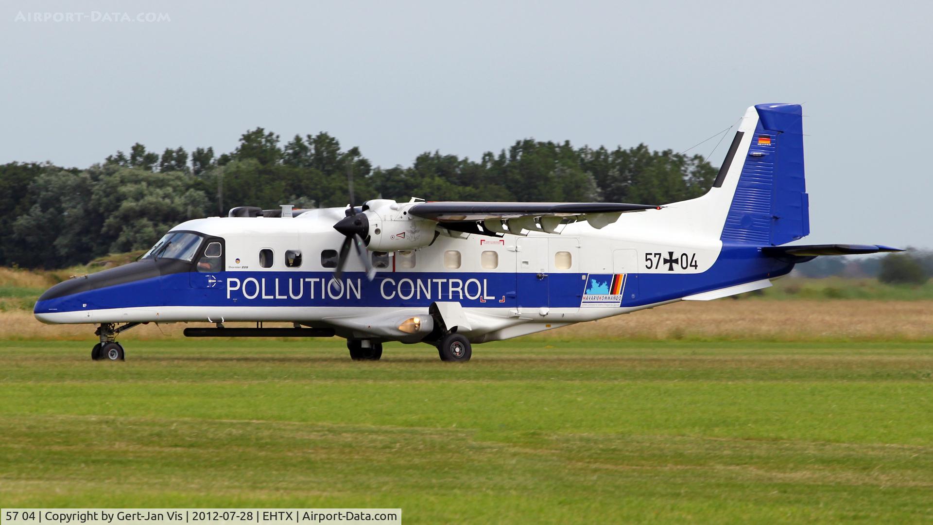 57 04, Dornier 228-212(LM) C/N 8214, Leaving Texel after the very nice airshow