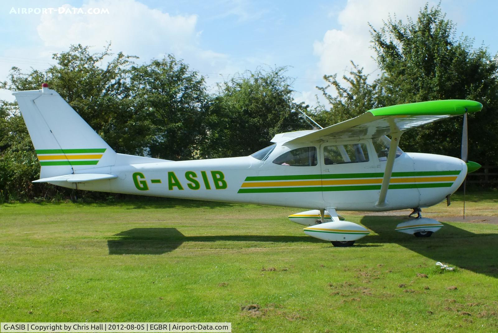 G-ASIB, 1963 Reims Cessna F172D C/N 0006, The Real Aeroplane Club's Summer Madness Fly-In, Breighton