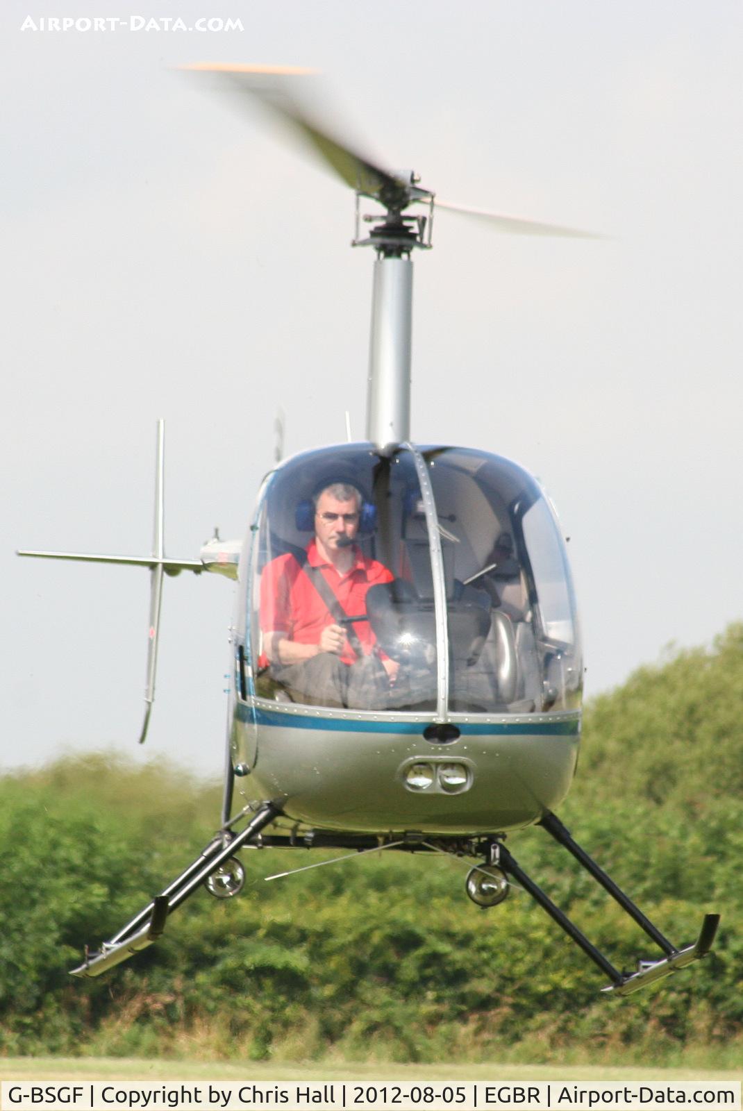 G-BSGF, 1990 Robinson R22 Beta C/N 1383, The Real Aeroplane Club's Summer Madness Fly-In, Breighton
