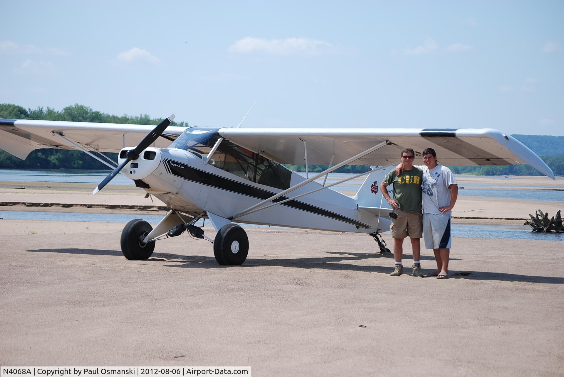 N4068A, 1952 Piper L-18C Super Cub C/N 18-2121, On the Wisconsin River with my son,