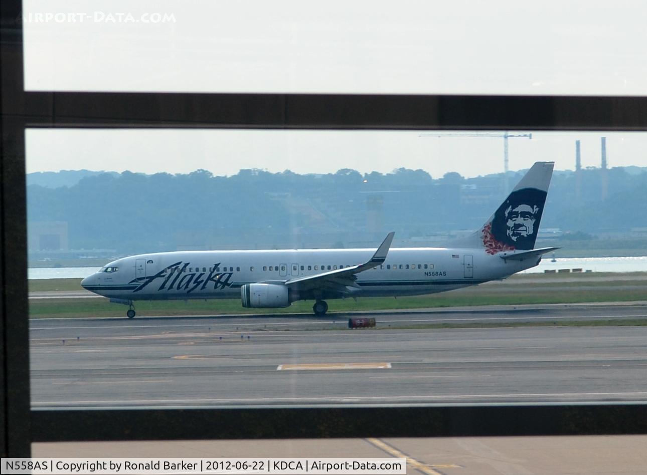 N558AS, 2006 Boeing 737-890 C/N 35177, DCA, VA