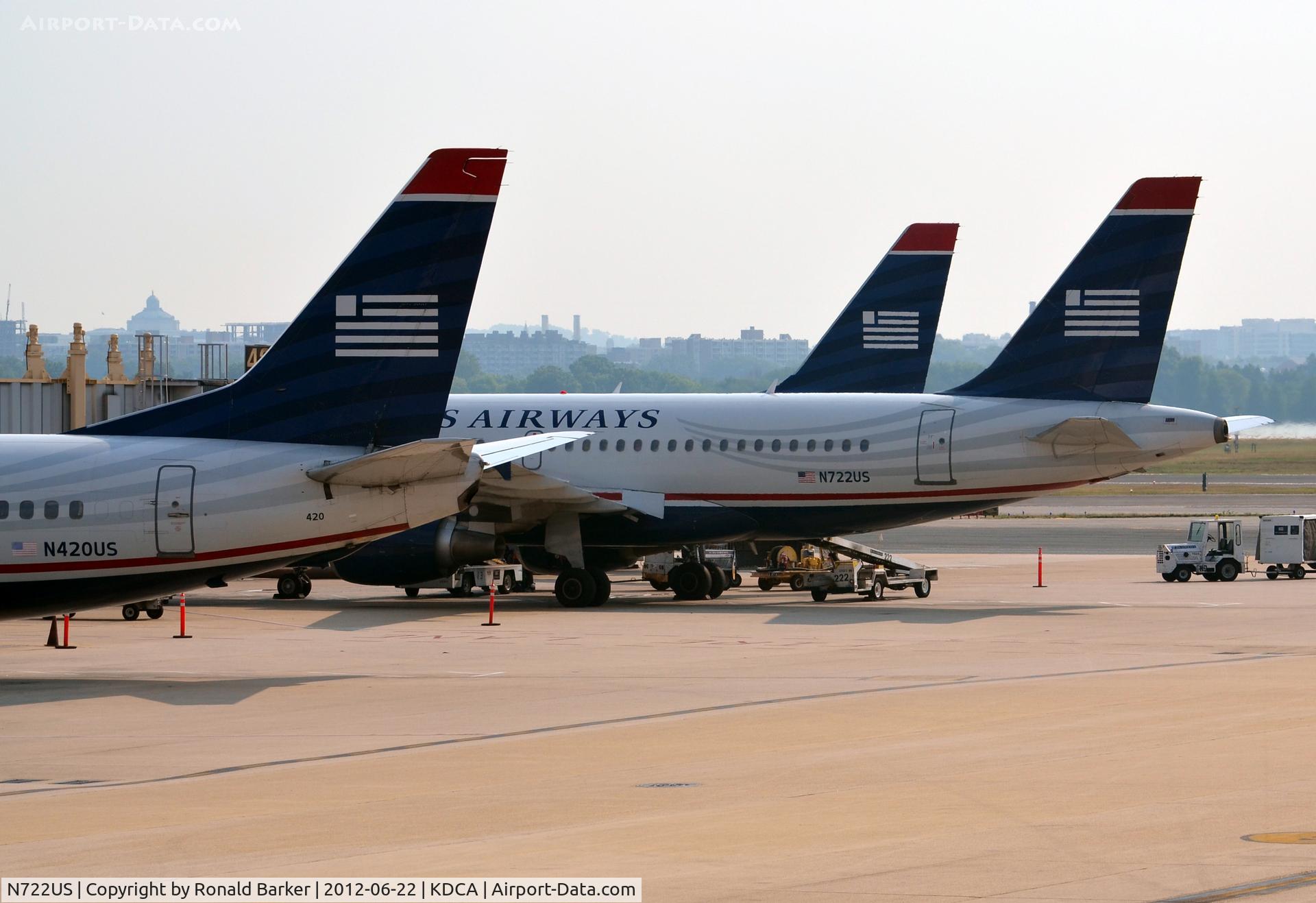 N722US, 1999 Airbus A319-112 C/N 1097, DCA, VA