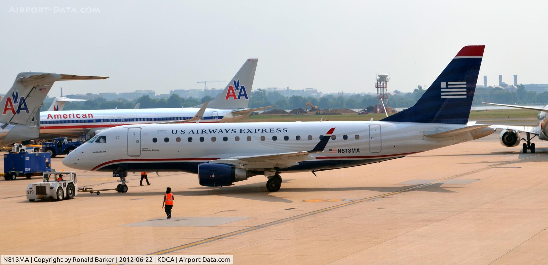 N813MA, 2004 Embraer 170SU (ERJ-170-100SU) C/N 17000031, Push back DCA, VA