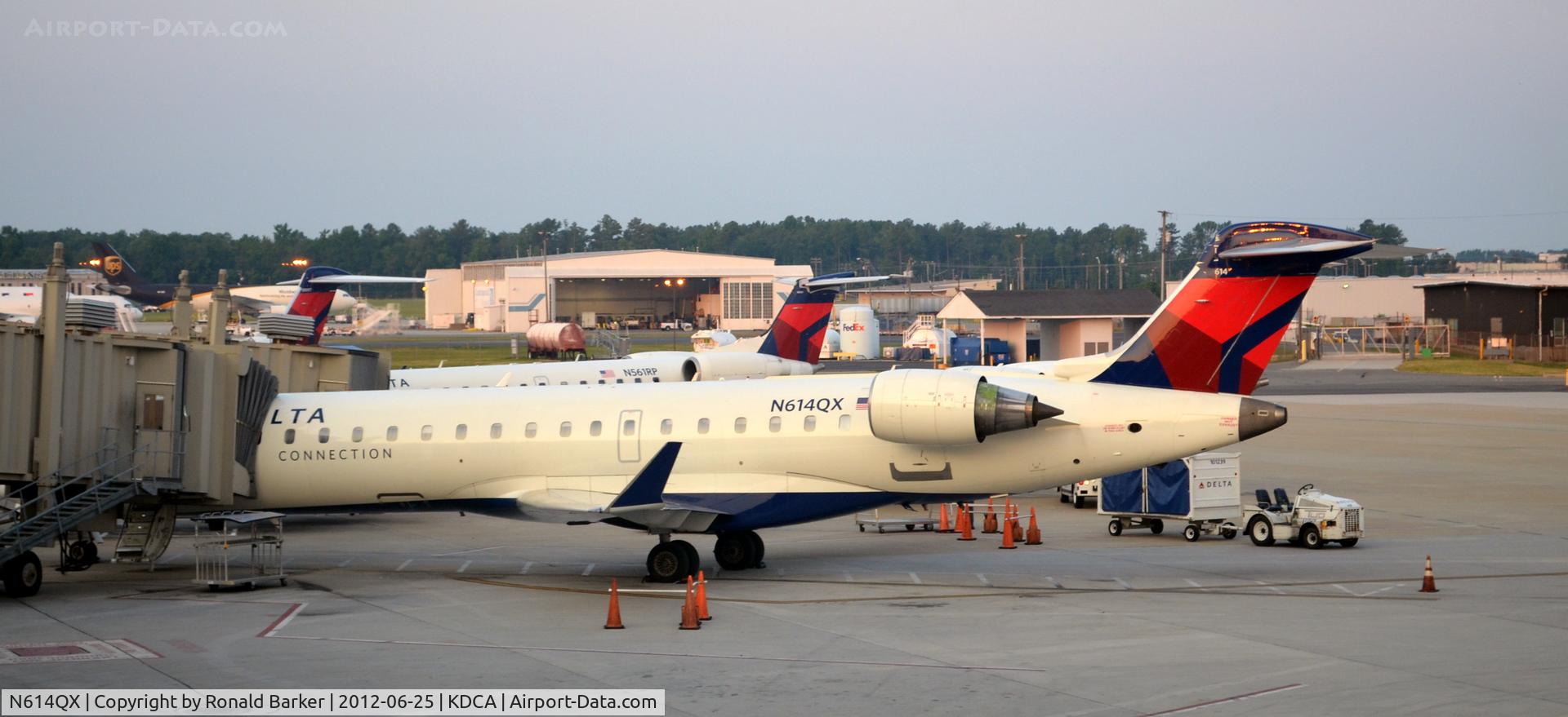 N614QX, 2002 Bombardier CRJ-701 (CL-600-2C10) Regional Jet C/N 10049, RIC, VA