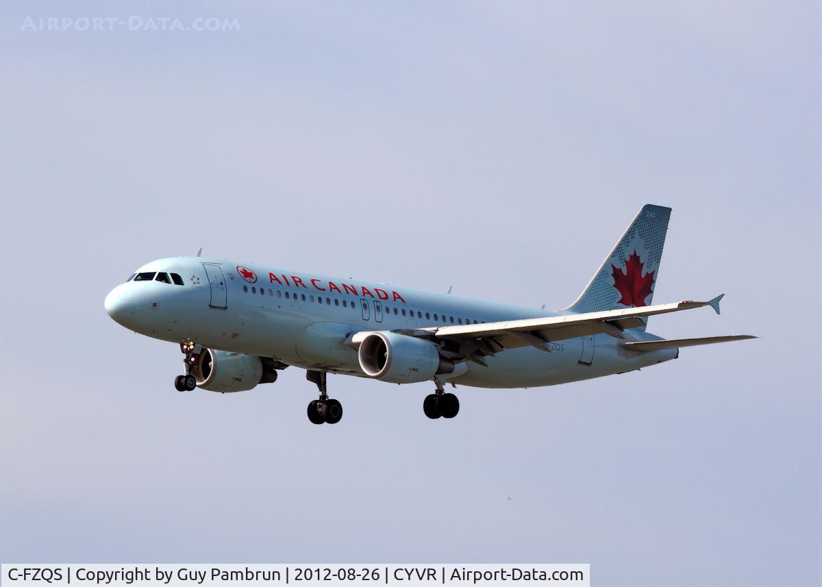C-FZQS, 2003 Airbus A320-214 C/N 2145, Landing