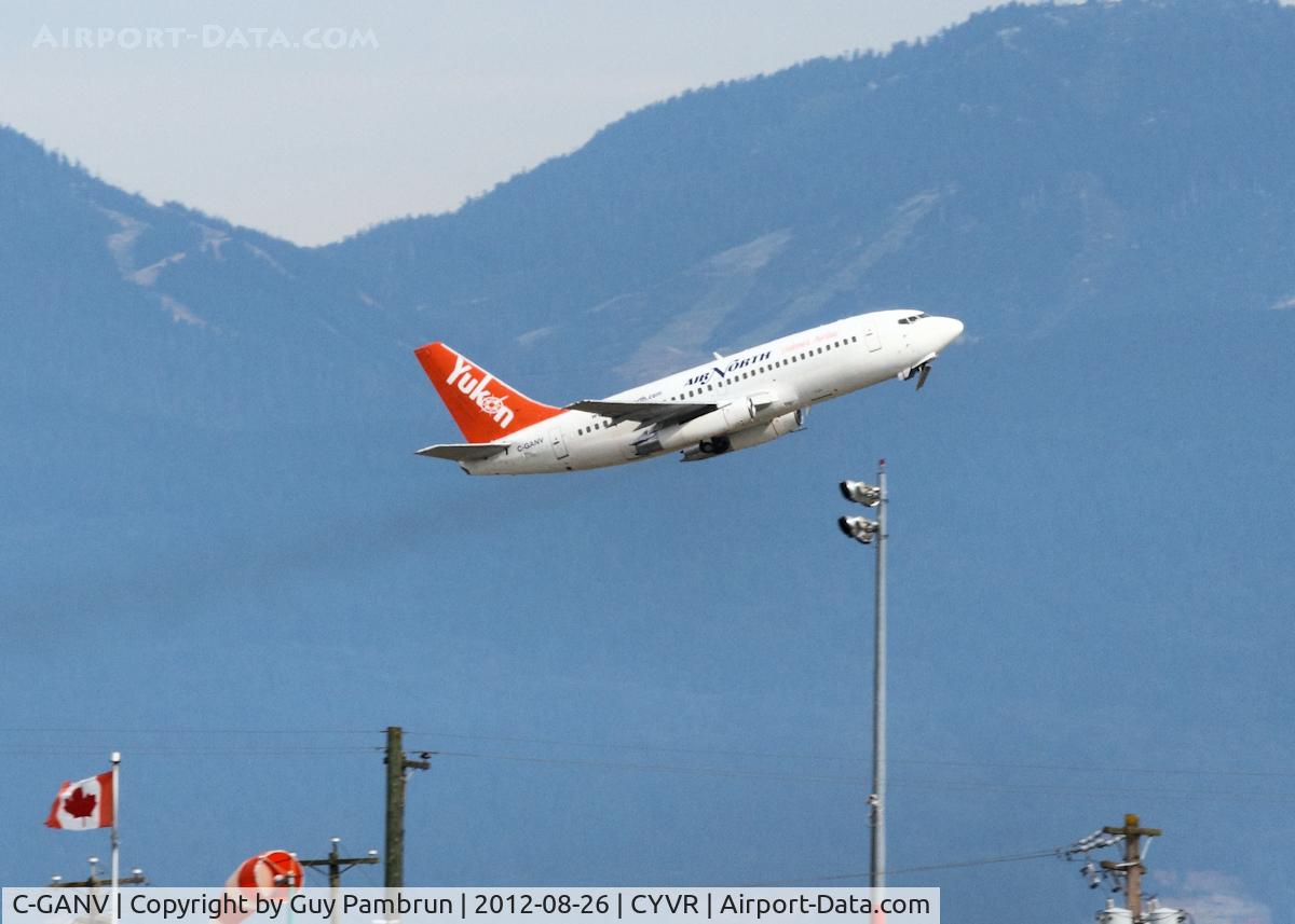C-GANV, 1984 Boeing 737-2X6C C/N 23122, Take off