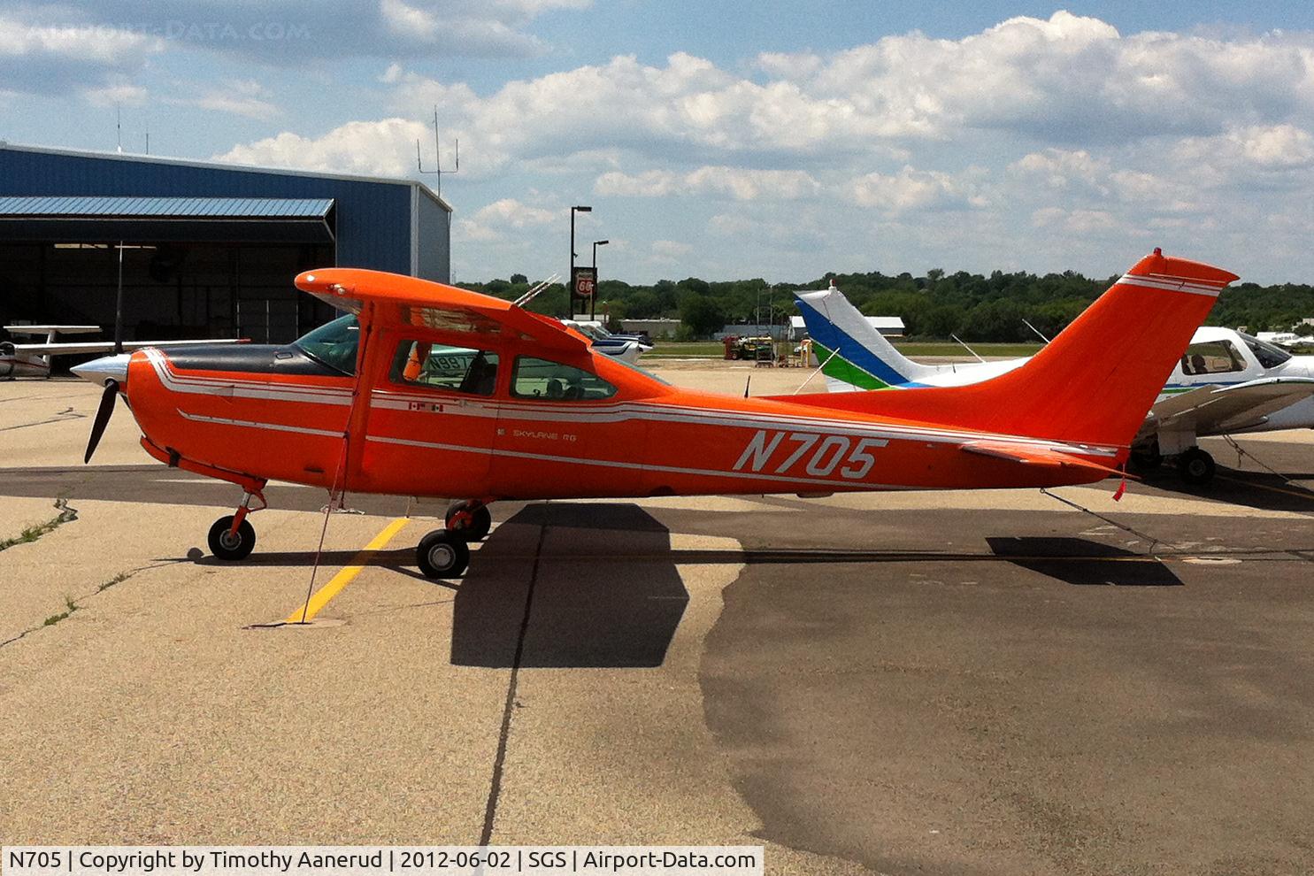 N705, Cessna R182 Skylane RG C/N R-18202037, Cessna R182, c/n: R-18202037