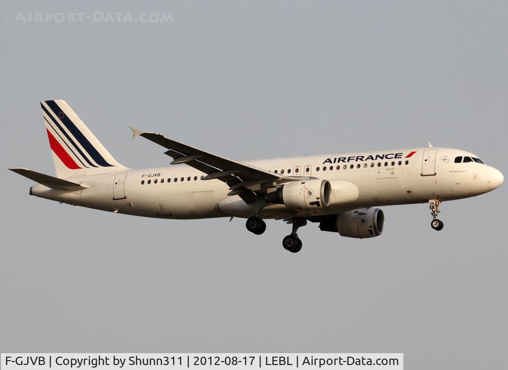 F-GJVB, 1990 Airbus A320-211 C/N 0145, Landing rwy 25R in new AF c/s