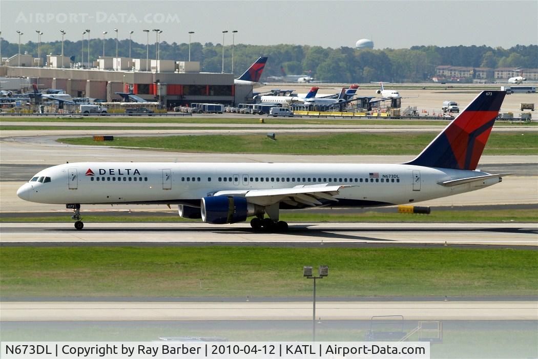 N673DL, 1992 Boeing 757-232 C/N 25978, Boeing 757-232 [25978] (Delta Air Lines) Atlanta-Hartsfield~N 12/04/2010.