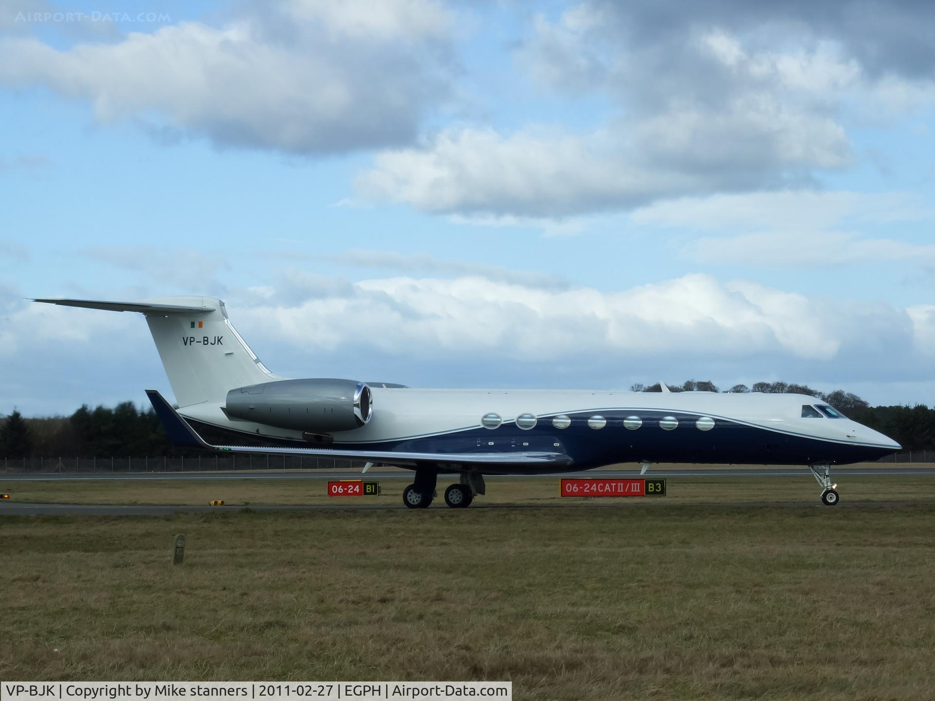 VP-BJK, 2008 Gulfstream Aerospace GV-SP (G550) C/N 5200, Ireland based GLF550 Arrives at EDI for a six nations rugby game