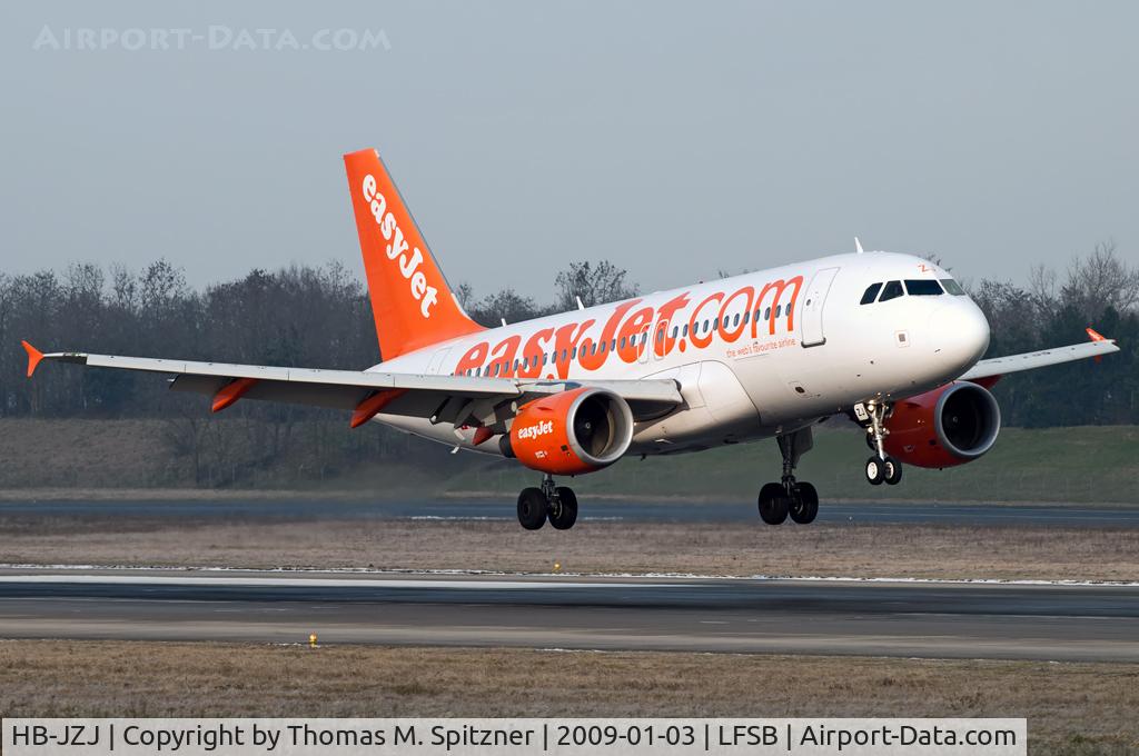 HB-JZJ, 2004 Airbus A319-111 C/N 2265, EasyJet Switzerland HB-JZJ seconds before touchdown on a cold winter day