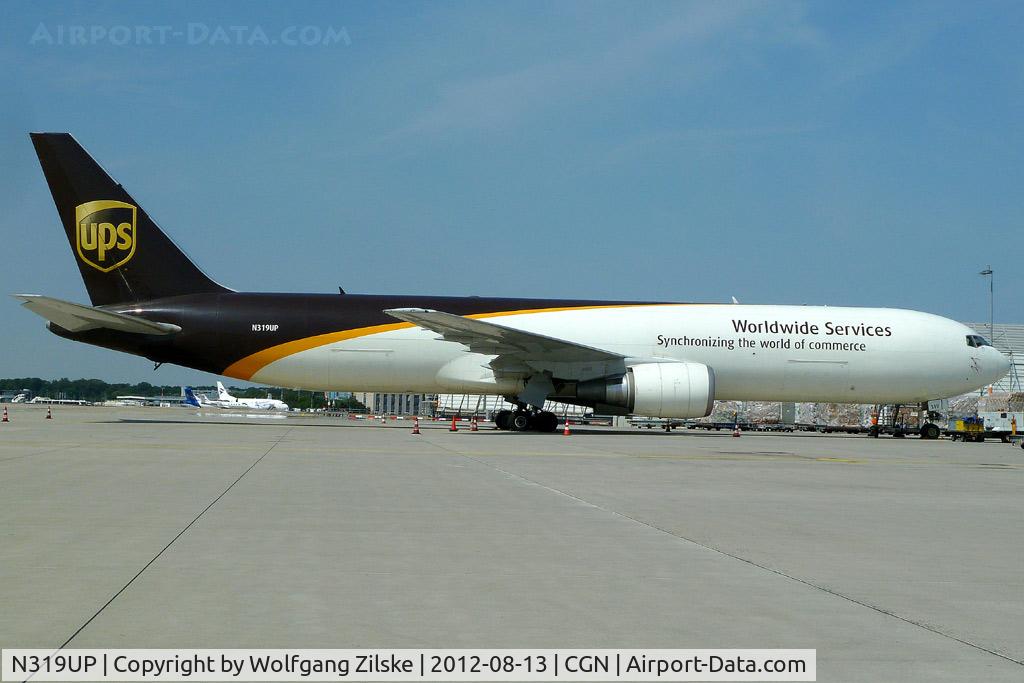 N319UP, 1997 Boeing 767-34AF C/N 27758, visitor