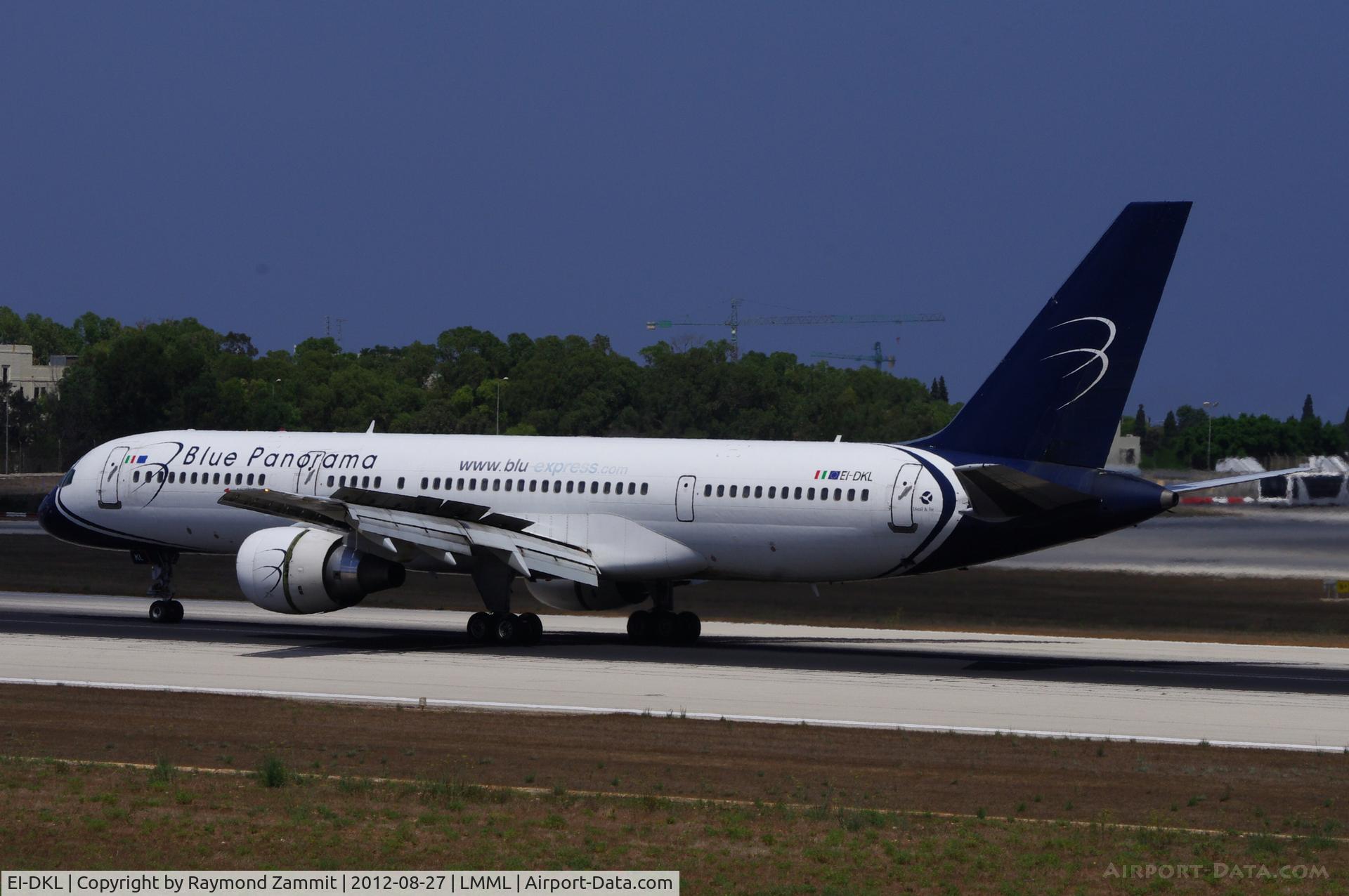 EI-DKL, 1997 Boeing 757-231 C/N 28482, B757 EI-DKL Blue Ponorama.