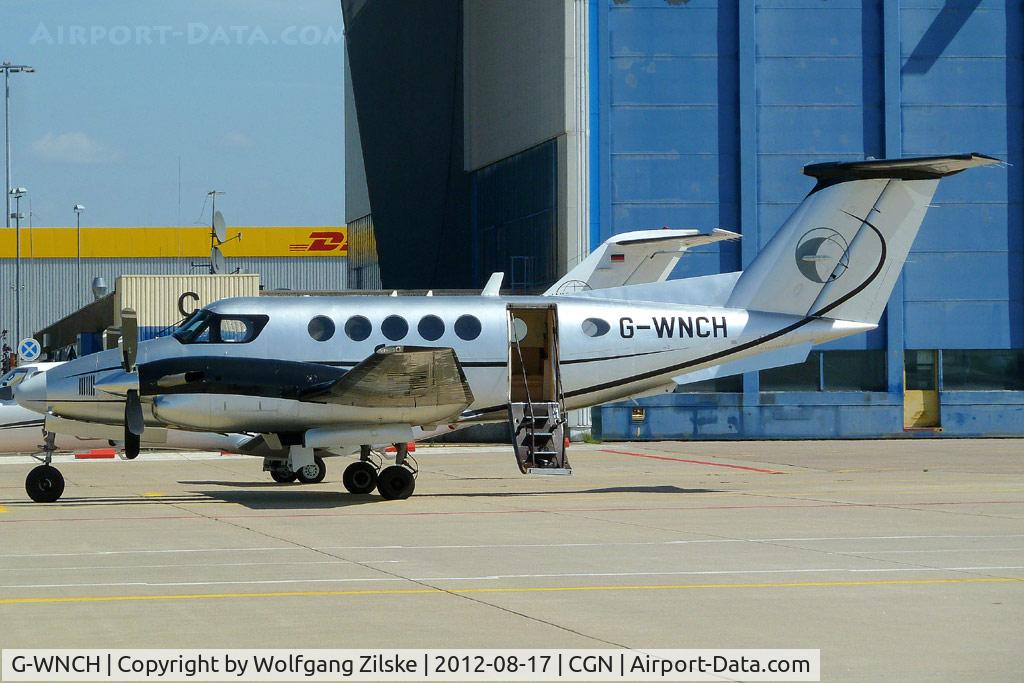 G-WNCH, 1986 Beech B200 Super King Air King Air C/N BB-1259, visitor