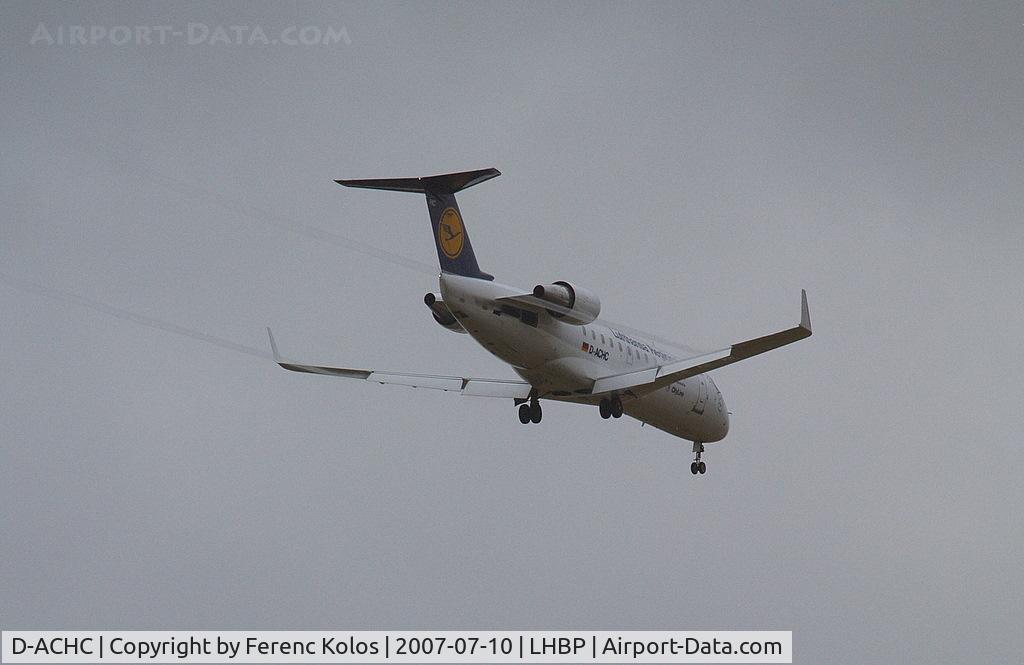 D-ACHC, 2000 Canadair CRJ-200LR (CL-600-2B19) C/N 7394, Ferihegy