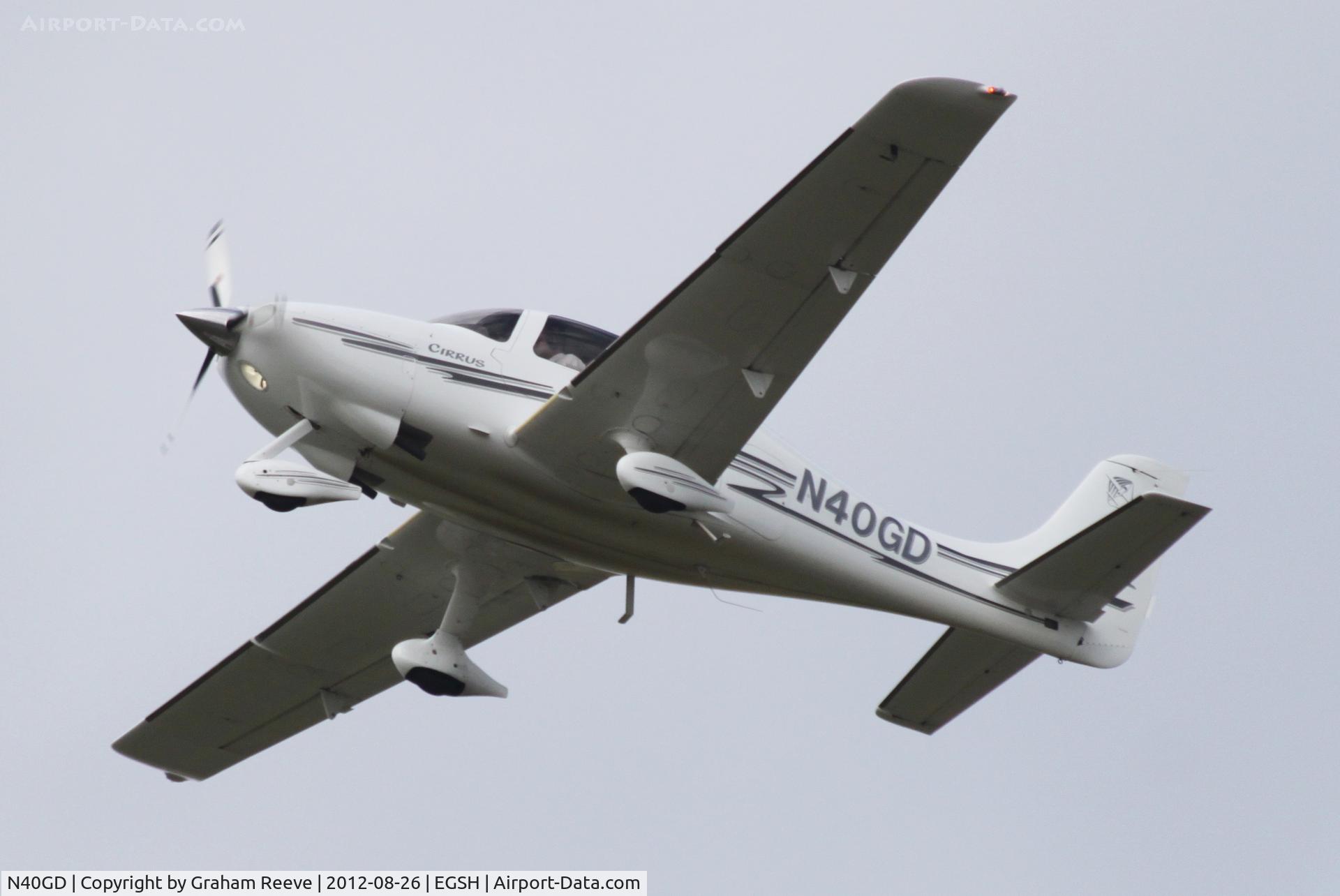 N40GD, 2003 Cirrus SR22 C/N 0473, Departing from Norwich.
