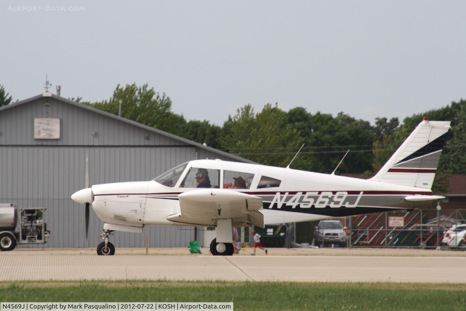 N4569J, 1968 Piper PA-28R-180 Cherokee Arrow C/N 28R-30432, Piper PA-28R-180