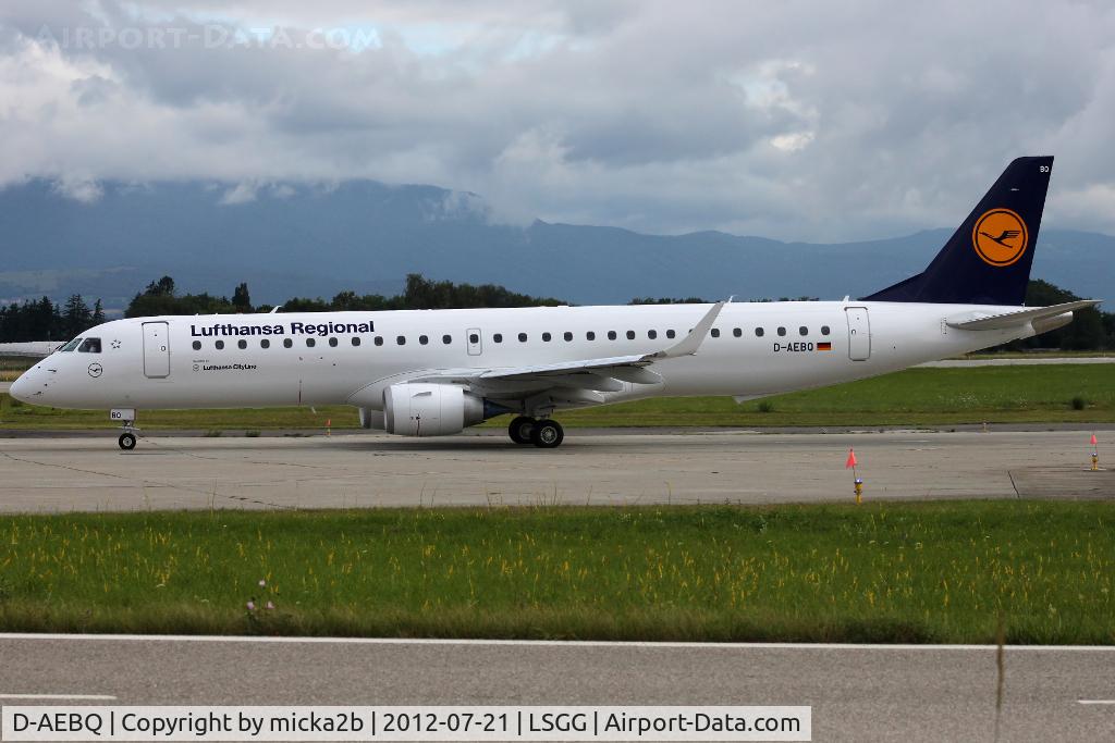 D-AEBQ, 2012 Embraer 195LR (ERJ-190-200LR) C/N 19000555, Taxiing