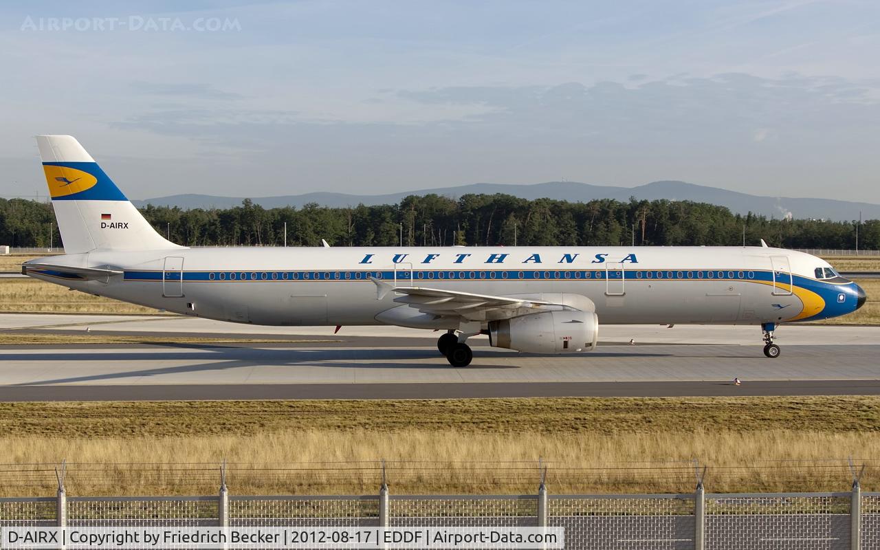D-AIRX, 1998 Airbus A321-131 C/N 0887, taxying to the gate