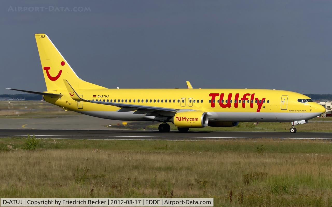 D-ATUJ, 2012 Boeing 737-8K5 C/N 39923, departure from Frankfurt