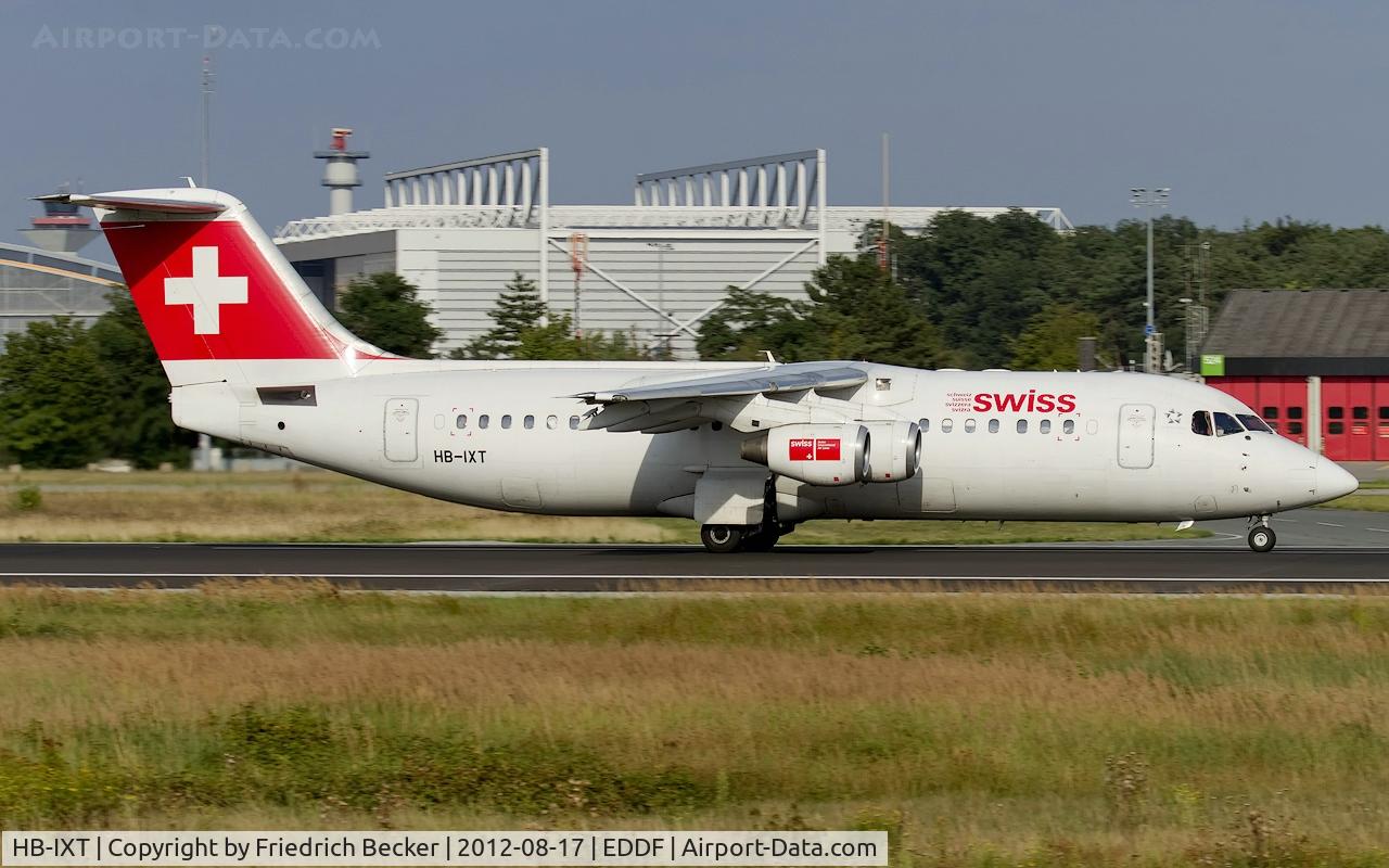 HB-IXT, 1995 British Aerospace Avro 146-RJ100 C/N E3259, departure from Frankfurt