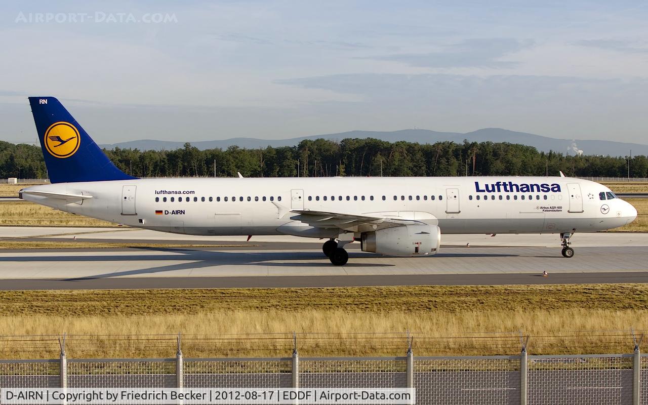D-AIRN, 1995 Airbus A321-131 C/N 0560, taxying to the gate