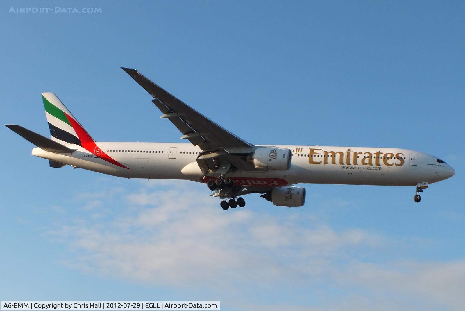 A6-EMM, 1999 Boeing 777-31H C/N 29062, Emirates