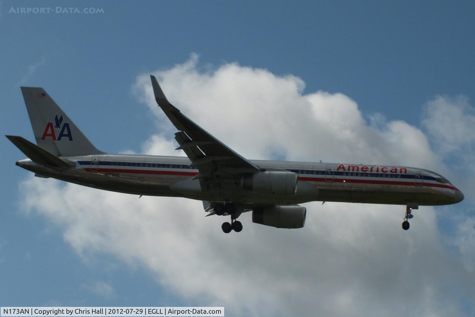 N173AN, 2002 Boeing 757-223 C/N 32399, American Airlines