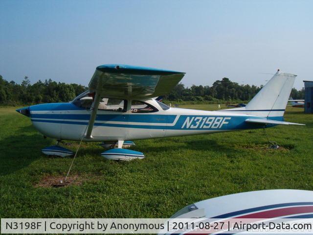 N3198F, 1968 Cessna 172I C/N 17256588, Barnstromers AD