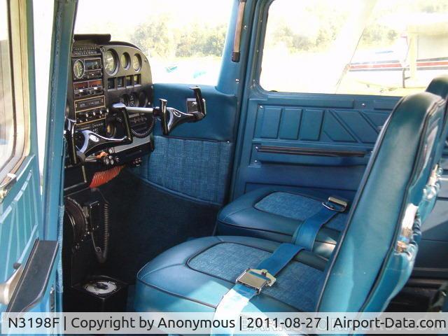 N3198F, 1968 Cessna 172I C/N 17256588, Barnstormers AD