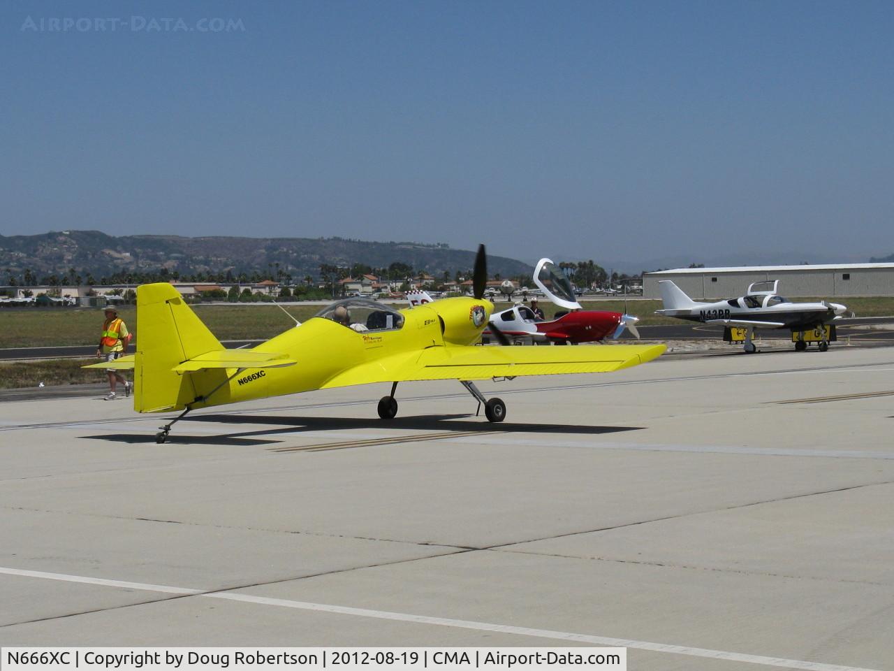 N666XC, 1997 Zlin Z-50LS C/N 0077, 1997 Moravan ZLIN Z50 LS 'Tumbling Bear', Lycoming IO-540 260 Hp, taxi