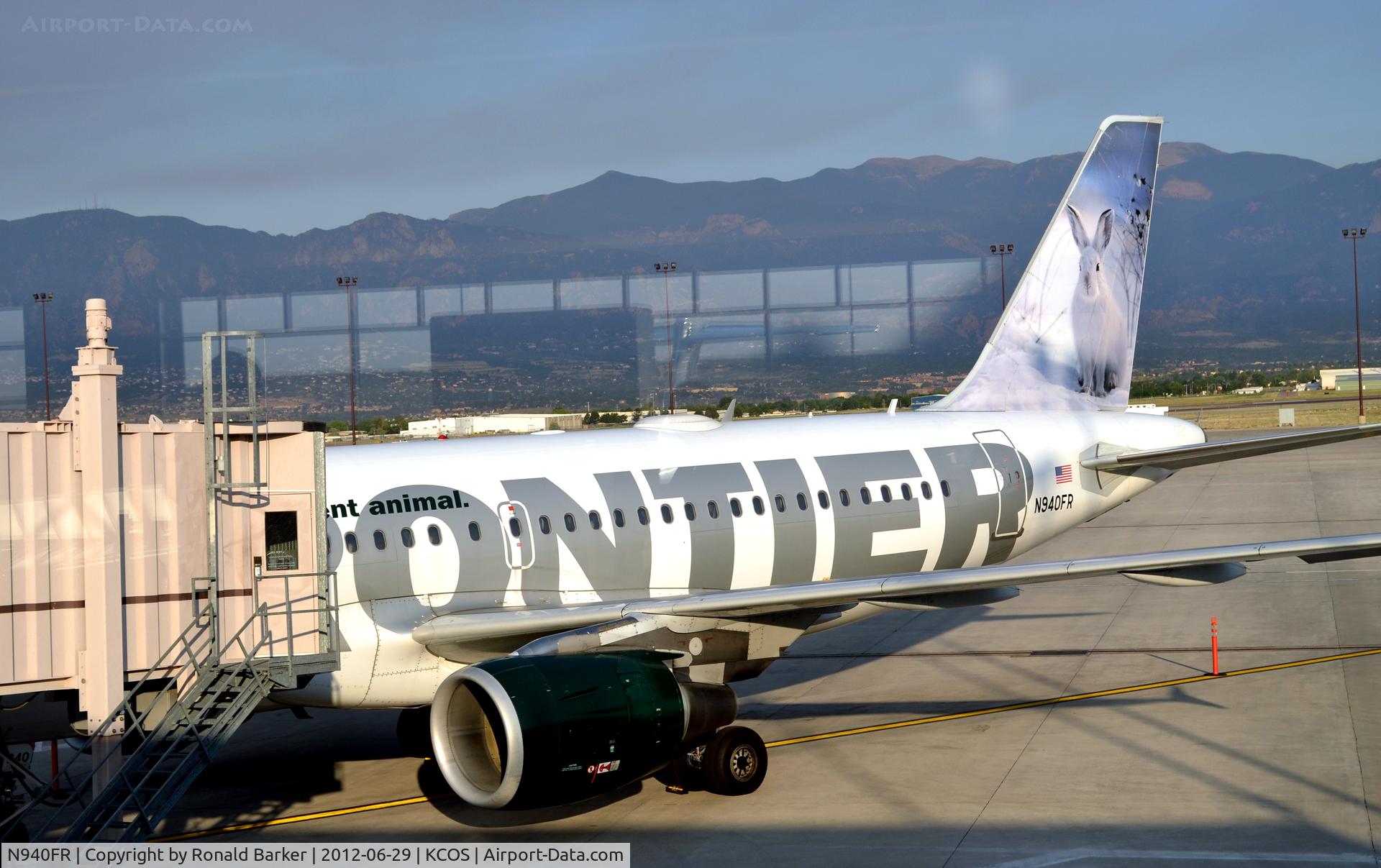 N940FR, 2005 Airbus A319-111 C/N 2465, The Springs