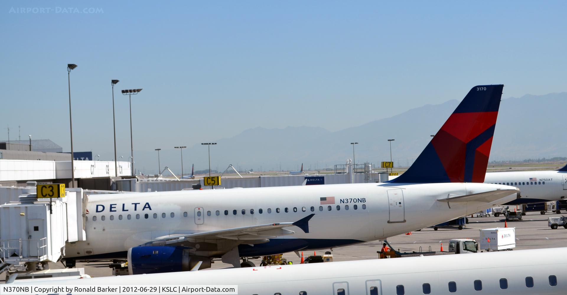 N370NB, 2003 Airbus A319-114 C/N 2087, SLC, UT