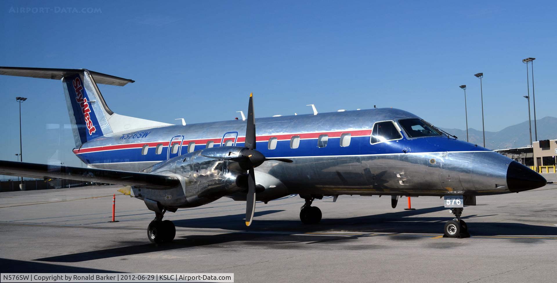 N576SW, 1998 Embraer EMB-120ER Brasilia C/N 120345, SLC, UT