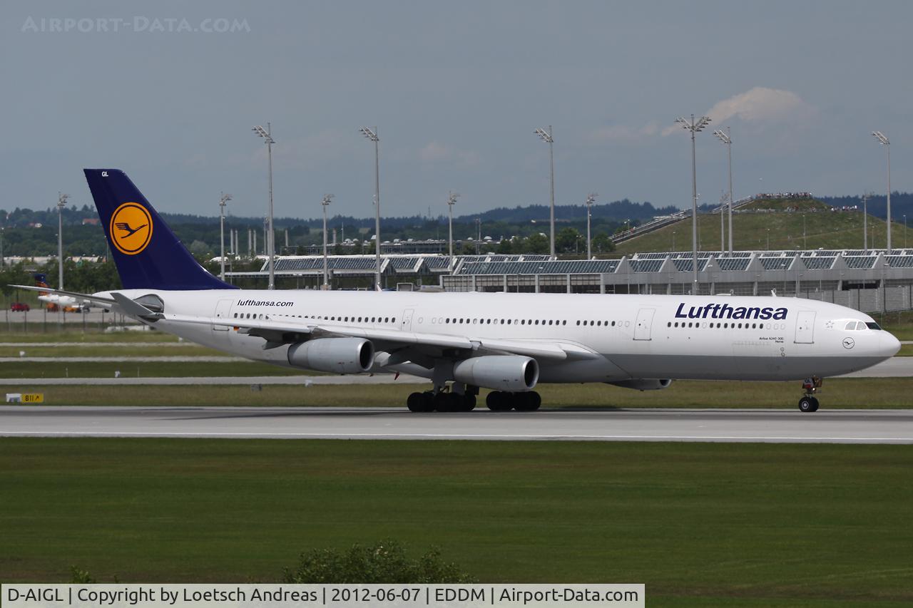 D-AIGL, 1996 Airbus A340-313 C/N 135, Lufthansa 