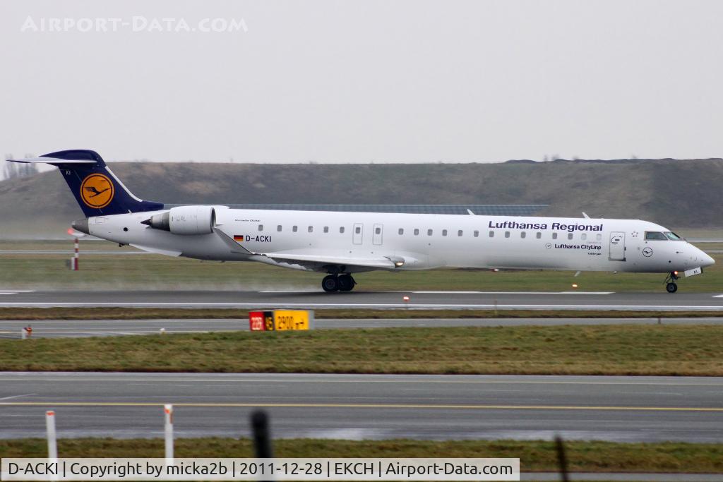 D-ACKI, 2006 Bombardier CRJ-900LR (CL-600-2D24) C/N 15088, Take off in 22R