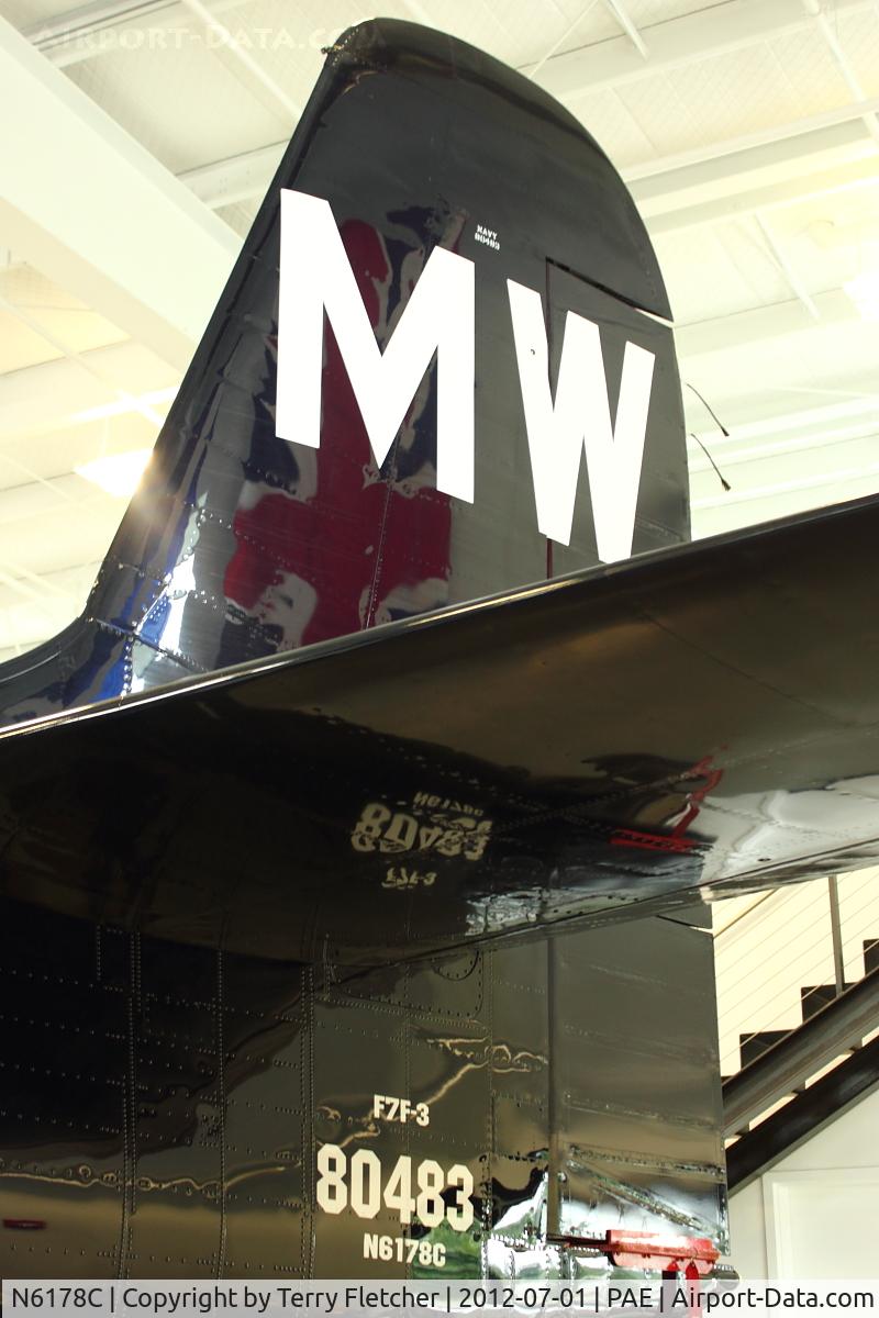 N6178C, Grumman F7F-3 Tigercat C/N C.225, Tail of N6178C (Bad Kitty), Grumman F7F-3, c/n: 80483