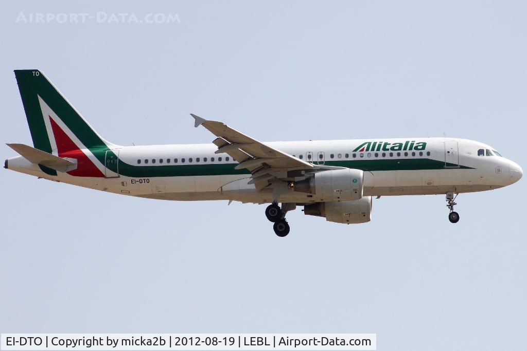 EI-DTO, 2010 Airbus A320-216 C/N 4152, Landing