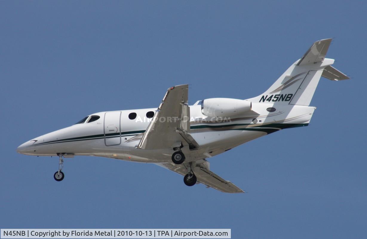 N45NB, 2004 Raytheon Aircraft Company 390 C/N RB-91, Beech 390 Premiere