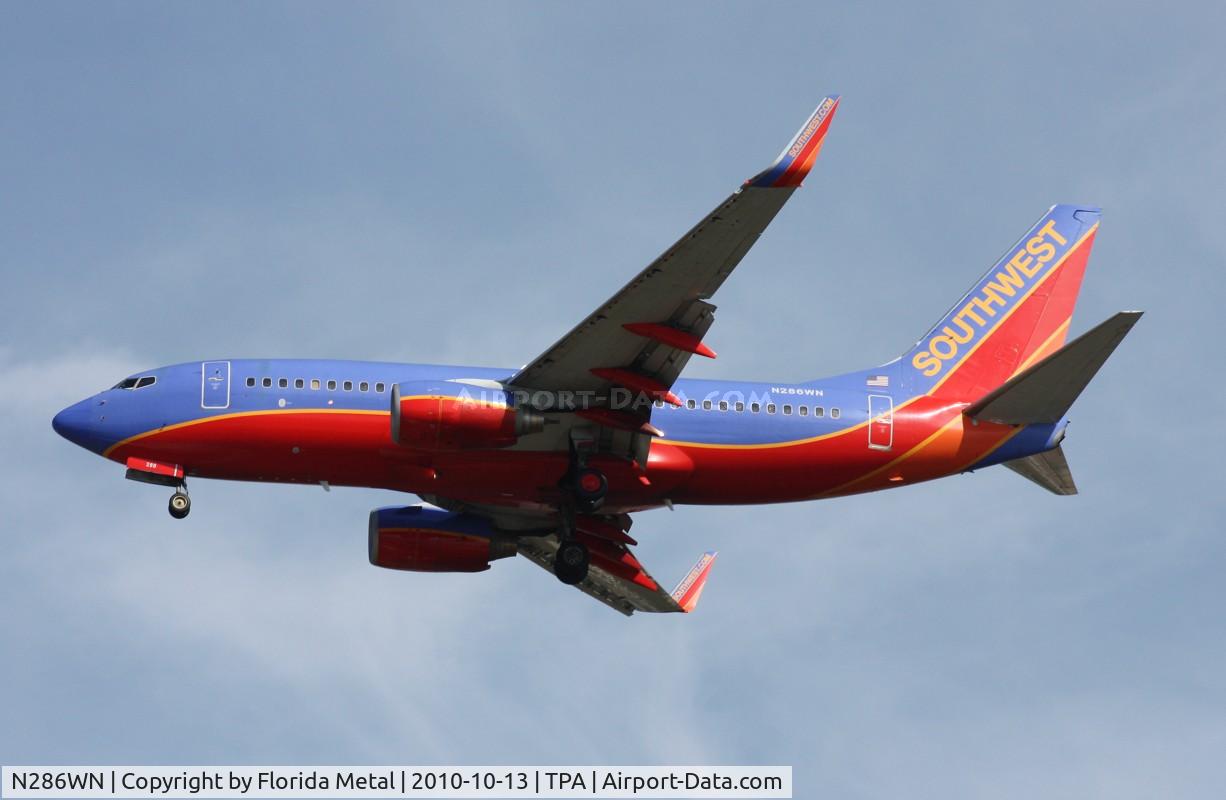 N286WN, 2004 Boeing 737-7H4 C/N 32471, Southwest 737