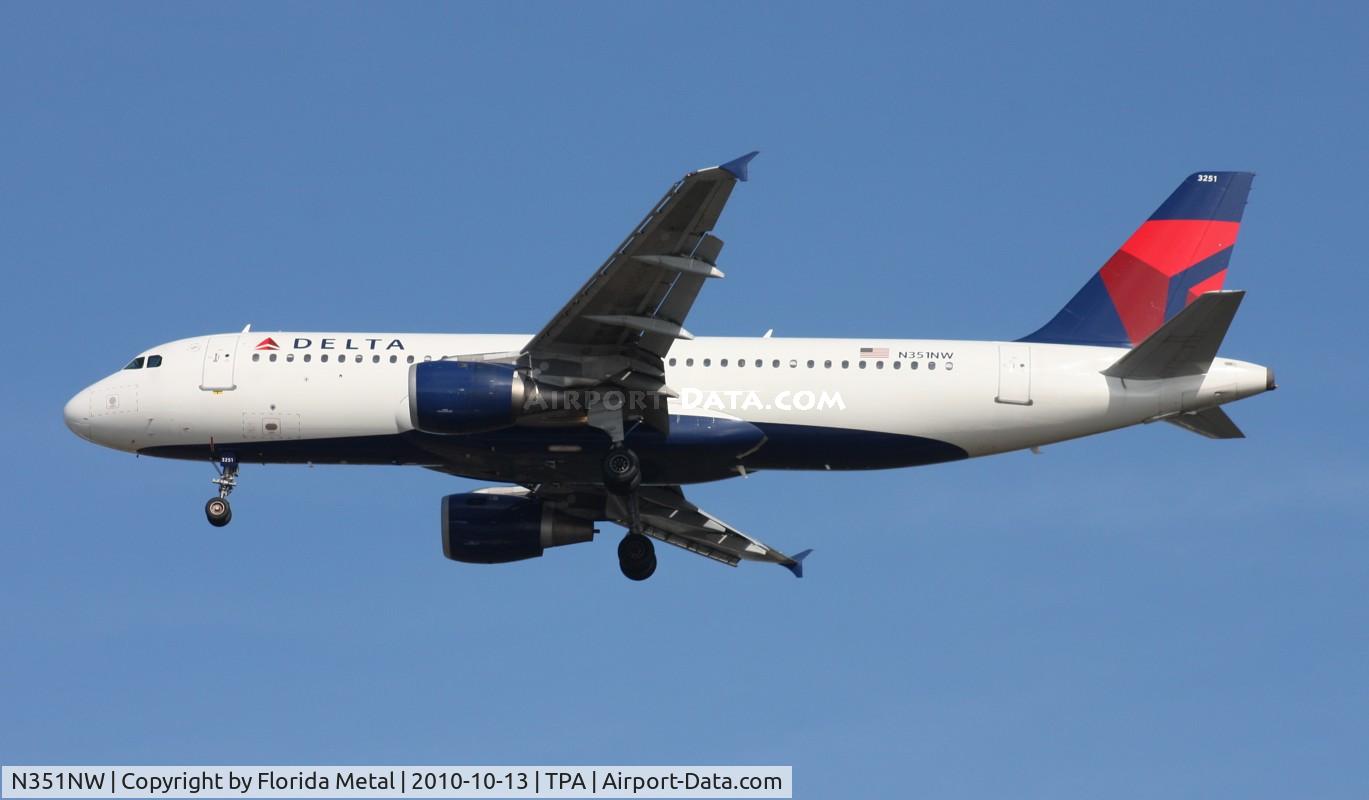 N351NW, 1997 Airbus A320-212 C/N 766, Delta A320