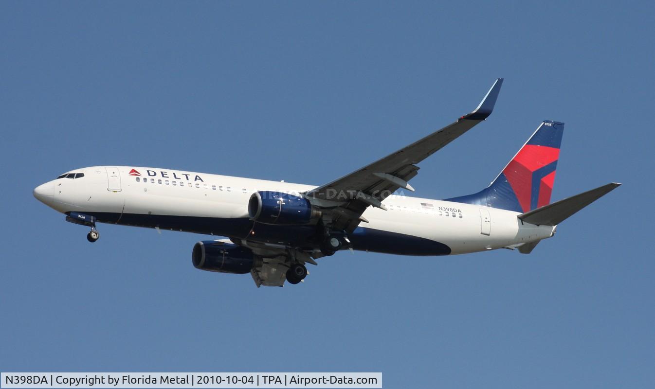 N398DA, 2000 Boeing 737-832 C/N 30774, Delta 737-800