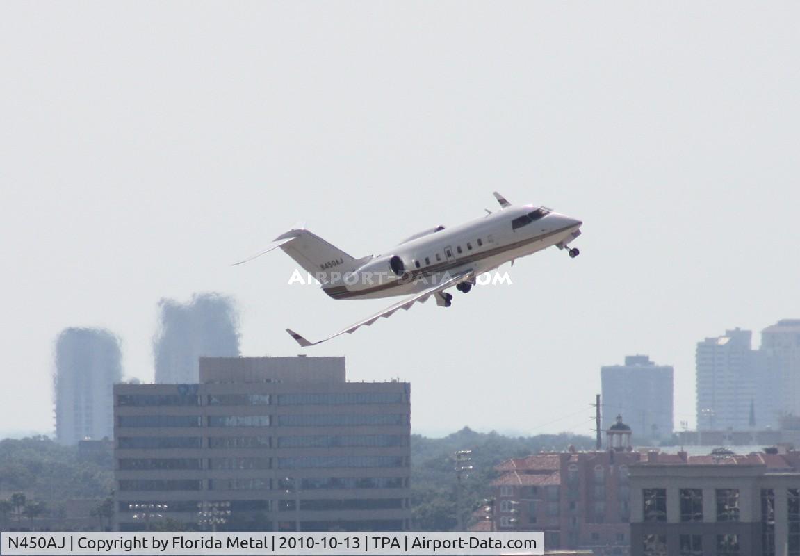 N450AJ, 1982 Canadair Challenger 600 (CL-600-1A11) C/N 1075, Challenger 601