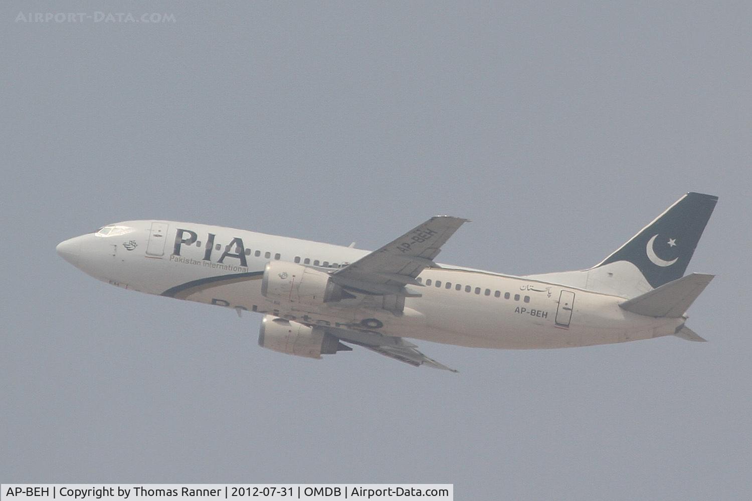 AP-BEH, 1992 Boeing 737-33A C/N 25504, PIA Boeing 737