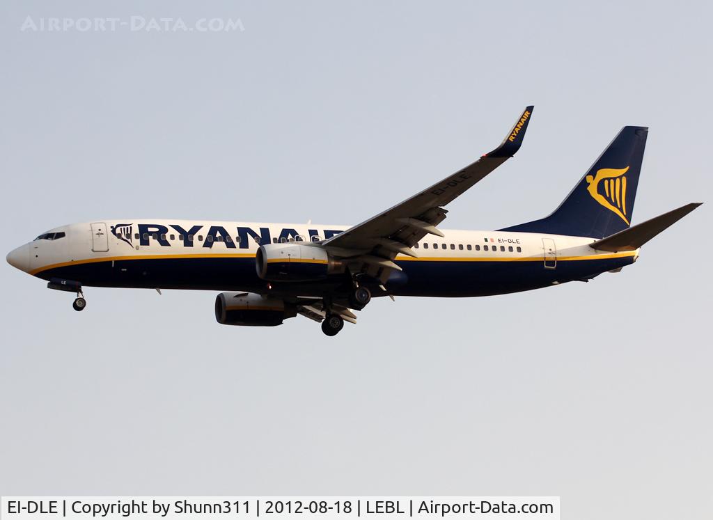 EI-DLE, 2006 Boeing 737-8AS C/N 33587, Landing rwy 25R
