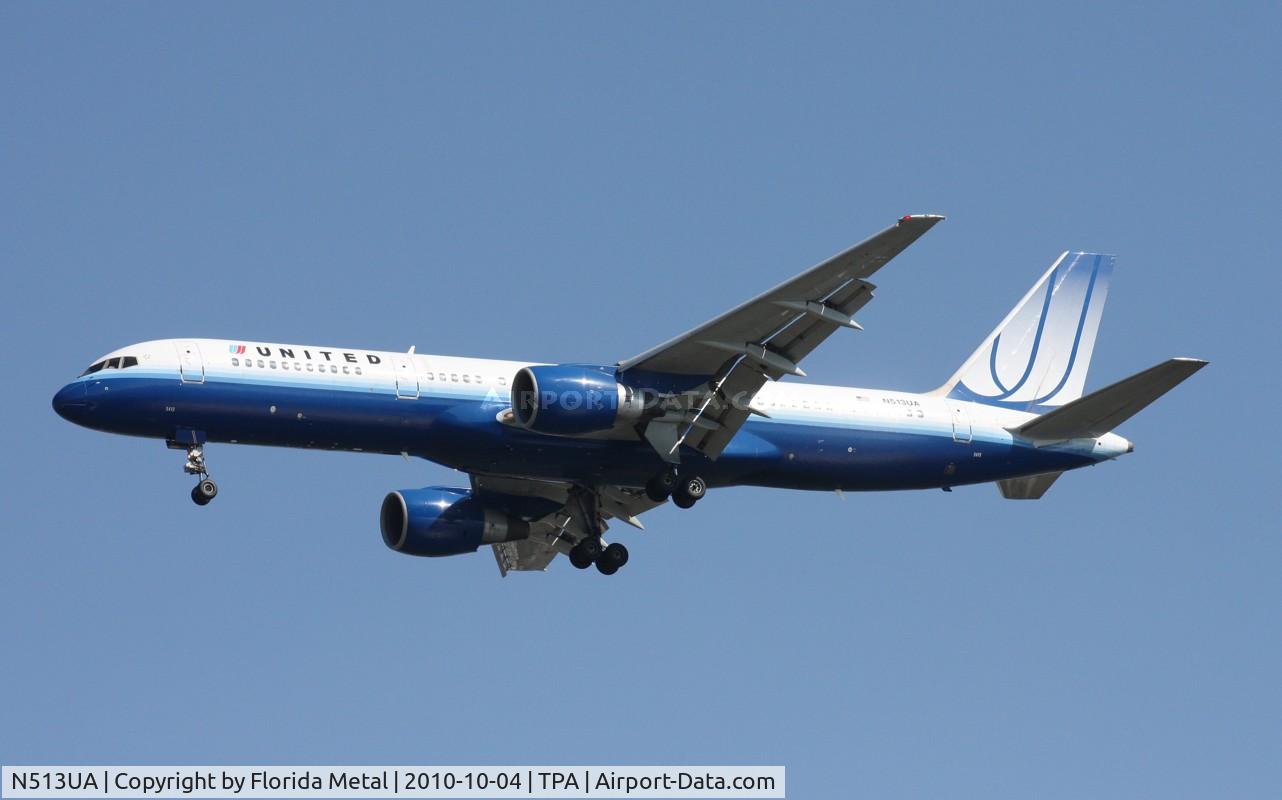 N513UA, 1990 Boeing 757-222 C/N 24810, United 757