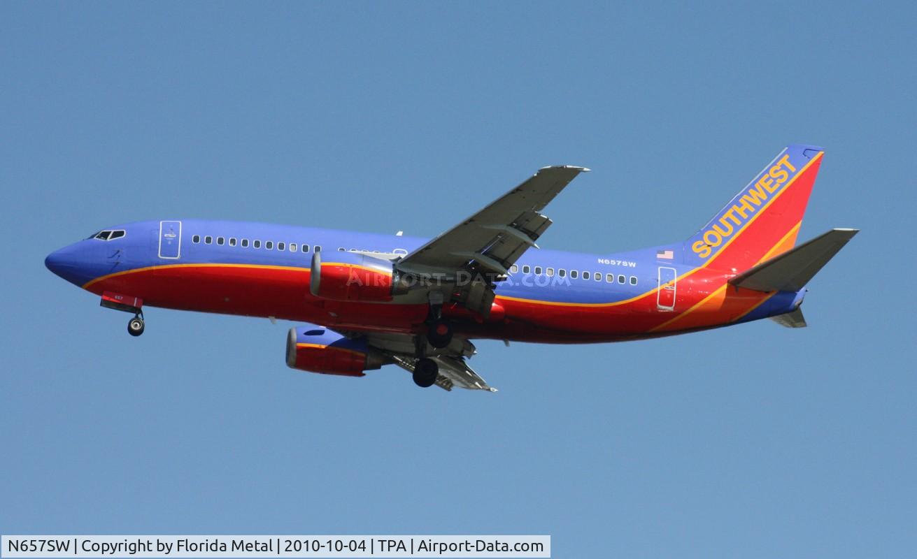 N657SW, 1985 Boeing 737-3L9 C/N 23331, Southwest 737