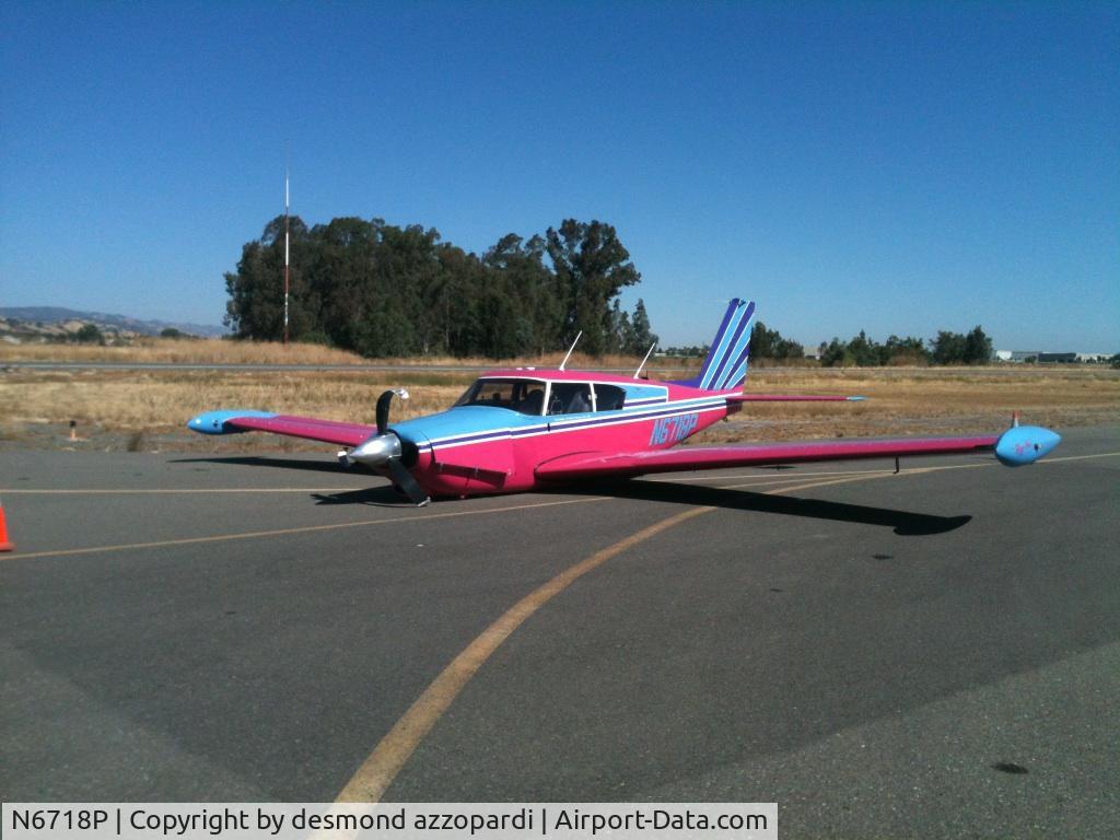 N6718P, 1960 Piper PA-24 Comanche C/N 24-1844, Nut Tree taxiway