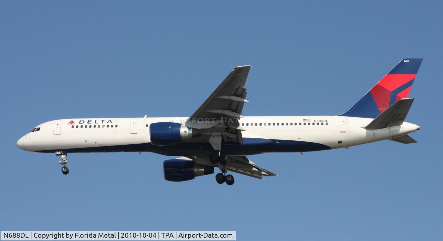 N688DL, 1998 Boeing 757-232 C/N 27587, Delta 757