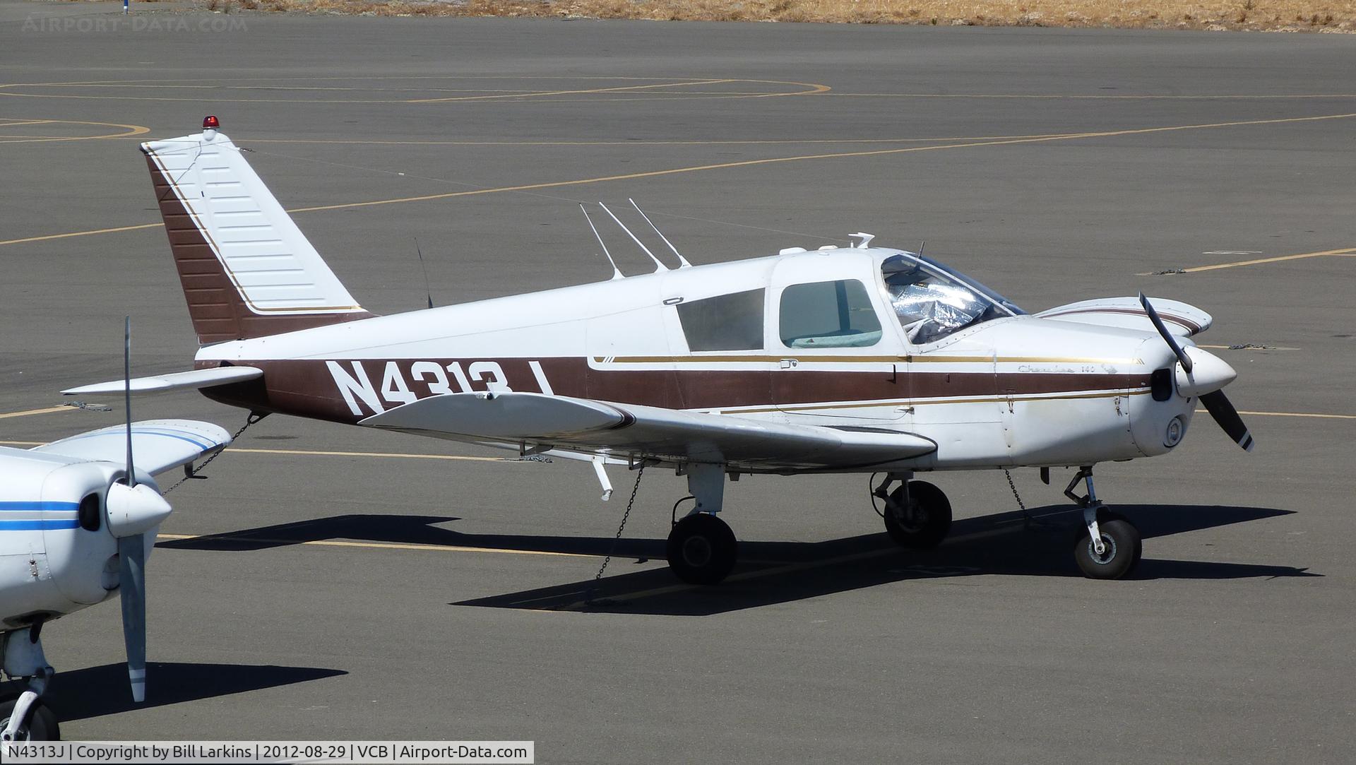 N4313J, 1967 Piper PA-28-140 C/N 28-22686, Visitor